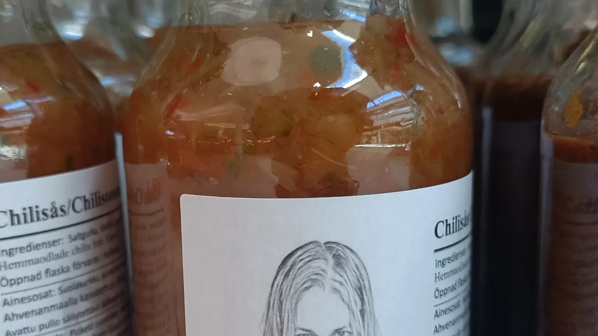 Product photography from the Dirty Dyk’s Chili Sauce online shop